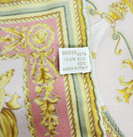 画像をギャラリービューアに読み込む, 【中古】グッチ GUCCI シルクスカーフ 大判 椅子柄 インテリアモチーフ グリーン j0223tq05450

