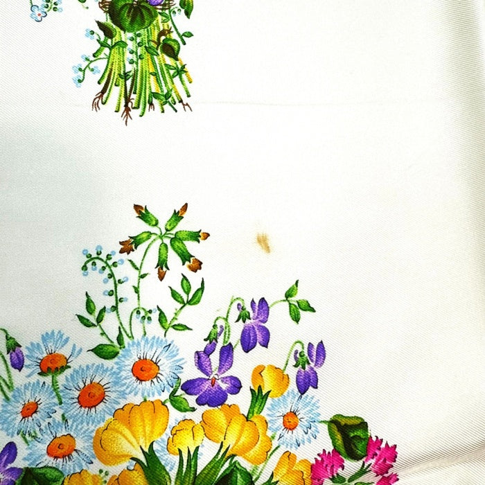 【中古】グッチ GUCCI スカーフ 花束柄 バイカラー 可愛い 小花 カラフル オフホワイト ダークピンク i0727tq02410