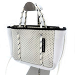 Load image into Gallery viewer, 【中古】ステイトオブエスケープ STATE OF ESCAPE ショルダーバッグ メッシュ ミニサイズ ホワイト系 i0627aq007110
