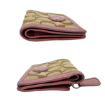 Load image into Gallery viewer, 【中古】コーチ COACH 二つ折り財布 シグネチャー ピンク コンパクト ウォレット i0724lq0160
