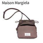 画像をギャラリービューアに読み込む, 【中古】メゾンマルジェラ Maison Margiela 5AC ミニ カメラバッグ ショルダーバッグ レザー 巾着 4ステッチ ナンバーロゴ j0618lq001572

