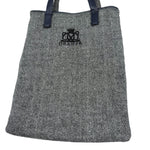 Load image into Gallery viewer, 【中古】ドゥロワー Drawer ノベルティトートバッグ 縦長 ヘリンボーン ロゴ刺しゅう ブラック ホワイト ネイビー i0501k00410
