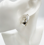 Load image into Gallery viewer, 【中古】グッチ GUCCI ピアス シルバー SV925 オープンデザイン 両耳用 アクセサリー j0618lq00944
