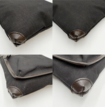 Load image into Gallery viewer, 【中古】TAKEO KIKUCHI タケオキクチ ショルダーバッグ ブラック レザー×キャンバス 斜めがけ i1013tq0345
