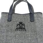 Load image into Gallery viewer, 【中古】ドゥロワー Drawer ノベルティトートバッグ 縦長 ヘリンボーン ロゴ刺しゅう ブラック ホワイト ネイビー i0501k00410
