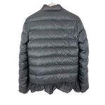 Load image into Gallery viewer, 【中古】モンクレール MONCLER ダウンジャケット sacaiコラボ商品 リバーシブル フリル チャコールグレー h1227s001315
