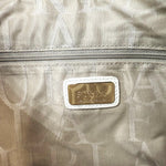 Load image into Gallery viewer, 【中古】フルラ FURLA ショルダーバッグ 半月型 レザー おしゃれ オフホワイト 白系 i0522lq02813
