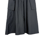 Load image into Gallery viewer, 【中古】バーニーズニューヨーク BARNEYS NEW YORK カーゴスカート フレア ナイロン ブラック j0910h0028

