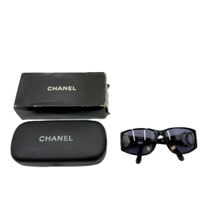 中古】シャネル CHANEL サングラス 黒フレーム ロゴ金具 色付きレンズ