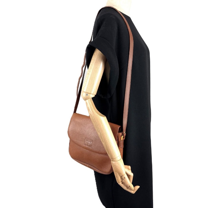 【中古】バーバリー BURBERRY ショルダーバッグ 大 ポシェット レトロ 可愛い ブラウン 茶 i0718aq00938