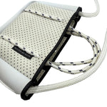 Load image into Gallery viewer, 【中古】ステイトオブエスケープ STATE OF ESCAPE ショルダーバッグ メッシュ ミニサイズ ホワイト系 i0627aq007110
