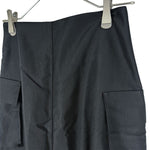 Load image into Gallery viewer, 【中古】バーニーズニューヨーク BARNEYS NEW YORK カーゴスカート フレア ナイロン ブラック j0910h0028
