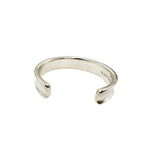 画像をギャラリービューアに読み込む, 【中古】Tiffany &amp; Co. ティファニー ナローバングル シルバー925 オープンバングル ブレスレット i0926aq003180
