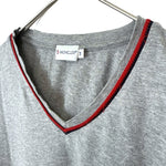 画像をギャラリービューアに読み込む, 【中古】モンクレール MONCLER VネックTシャツ ライン ロゴワッペン カジュアル 杢グレー i0627aq01318
