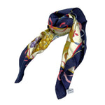 将图片加载到图库查看器，【中古】サルヴァトーレフェラガモ Salvatore Ferragamo スカーフ シルク 果物 食器柄 ネイビー アイボリー i0606aq02430
