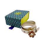 画像をギャラリービューアに読み込む, 【中古】TORY BURCH トリーバーチ レザーブレスレット フラワーモチーフ パール 箱付き j0223tq06118
