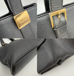Load image into Gallery viewer, 【中古】BURBERRY バーバリー レザー トートバッグ ブラック 黒 ゴールド金具 i0926aq01798
