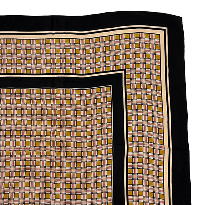 【中古】Yves Saint Laurent イヴサンローラン スカーフ シルク ネイビー系 チェック柄 スクエア 大判 レディ i0810oq0102