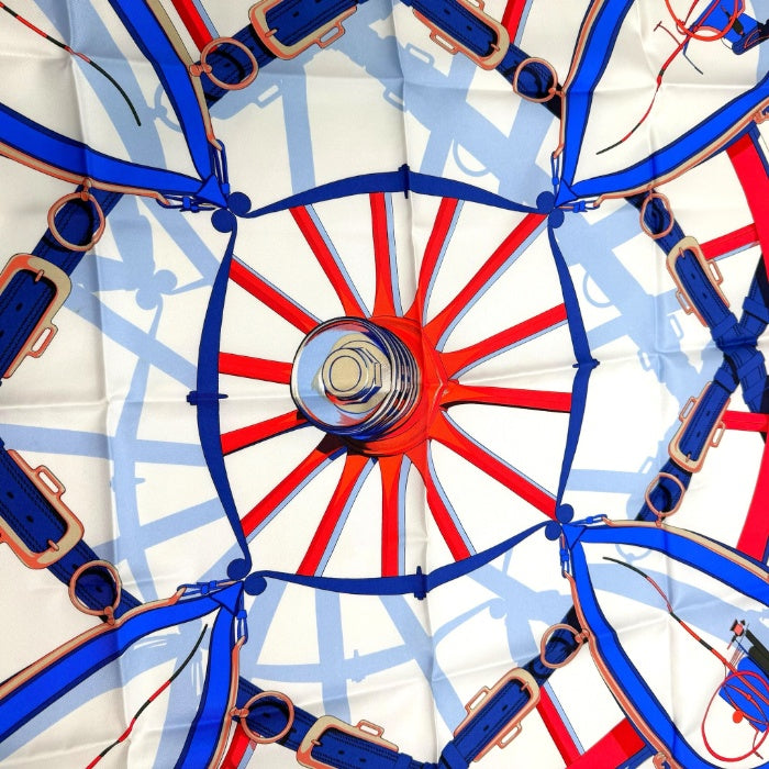 【中古】エルメス HERMES スカーフ 自由への車輪 En Route Libre ホワイト ブルー レッド i0810oq004103