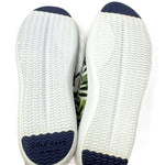 Load image into Gallery viewer, 【中古】コールハーン COLE HAAN スニーカー 葉柄 ボタニカル 軽量 未使用 グリーン系 緑 i0722n00216
