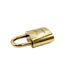 【新品•正規品】LOUIS VUITTON パドロックカデナ＆ネックレス 楽天市場】LOUIS VUITTON パドロック ゴールド LV丸ロゴ ブライト