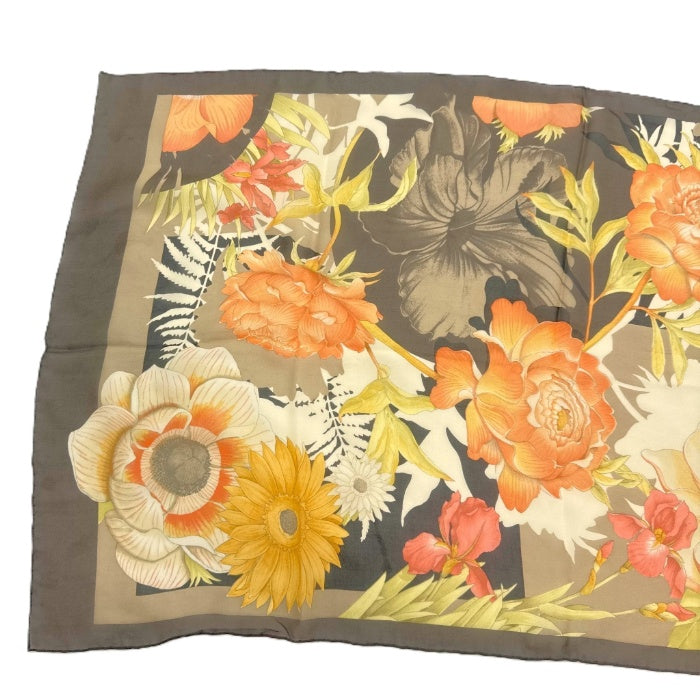 【中古】サルヴァトーレフェラガモ Ferragamo スカーフ ロング 花柄 シアー 透け感 ブラウン オレンジ系 i0429wq00130