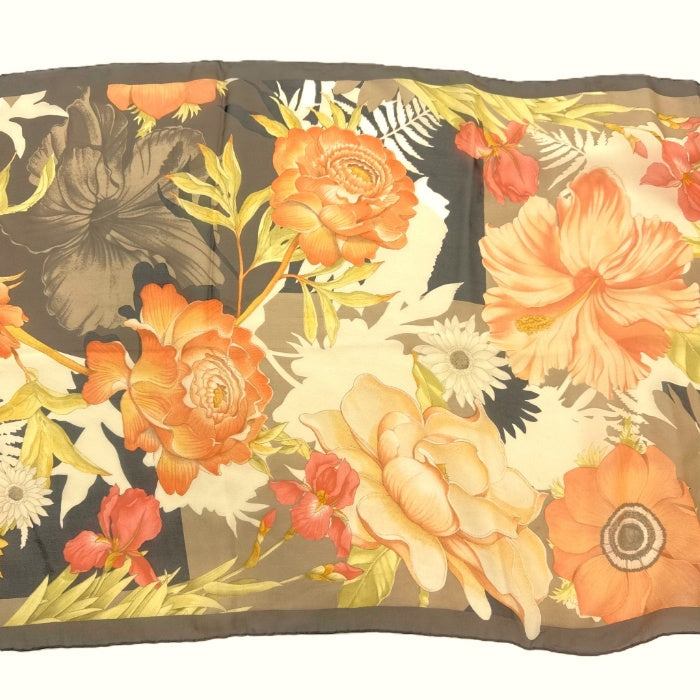 【中古】サルヴァトーレフェラガモ Ferragamo スカーフ ロング 花柄 シアー 透け感 ブラウン オレンジ系 i0429wq00130