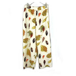 Load image into Gallery viewer, 【中古】ギャルリーヴィー GALERIE VIE カジュアルパンツ リーフプリント 落ち葉柄 ライトベージュ h1227n0207
