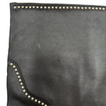 Load image into Gallery viewer, 【中古】ジェイアンドエムデヴィッドソン J＆M DAVIDSON クラッチバッグ スタッズ 薄型 ブラック シルバー i0619wq00116
