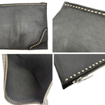 Load image into Gallery viewer, 【中古】ジェイアンドエムデヴィッドソン J＆M DAVIDSON クラッチバッグ スタッズ 薄型 ブラック シルバー i0619wq00116
