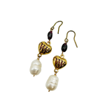 Load image into Gallery viewer, 【中古】Vivienne Westwood ヴィヴィアンウエストウッド オーブ ピアス ゴールド パール 箱付き レディース j0405oq00830

