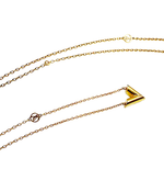 画像をギャラリービューアに読み込む, 【中古】ルイヴィトン Louis Vuitton ネックレス LV Vロゴ ゴールド アクセサリー レディース メンズ ペンダント ブランドアクセサリー j0215pq002121
