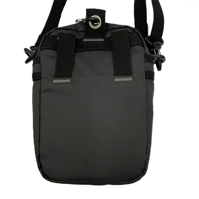 【中古】Champion チャンピオン ショルダーバッグ ミニポーチ サコッシュ ブラック ナイロン i0731wq0325