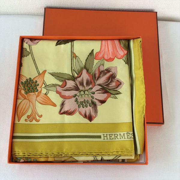 【中古】エルメス Hermes スカーフ 花柄 カレ90 ニキ・グランドリス Flora E0525A003-E0628